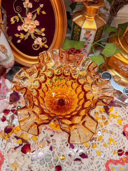 Ruffled Fenton pedestal ashtray✨