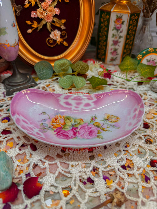 German lusterware crescent ashtray✨