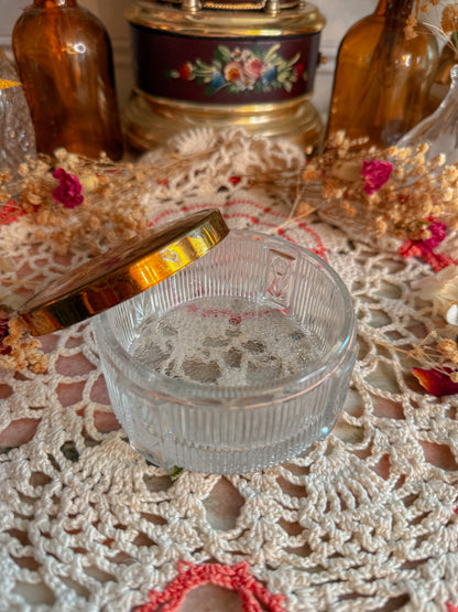 French powder dish aka stash✨