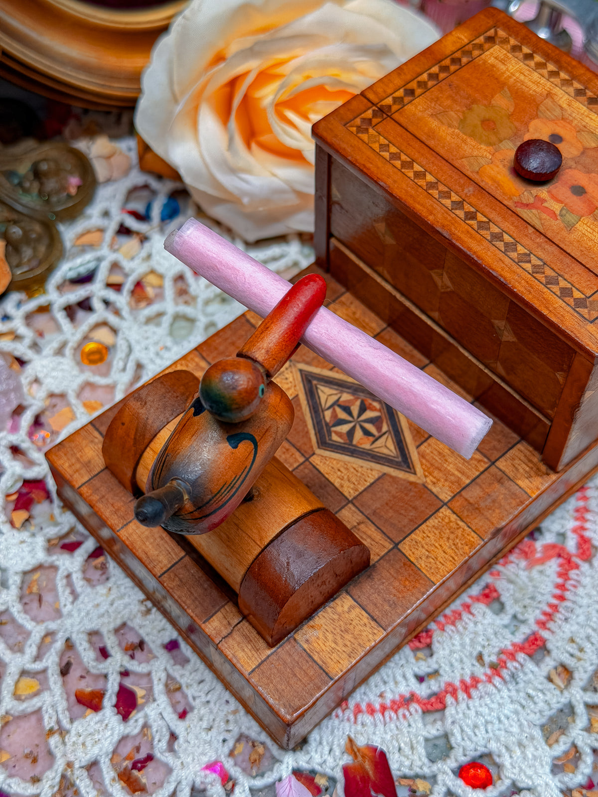 Wooden cigarette bird dispensing box✨