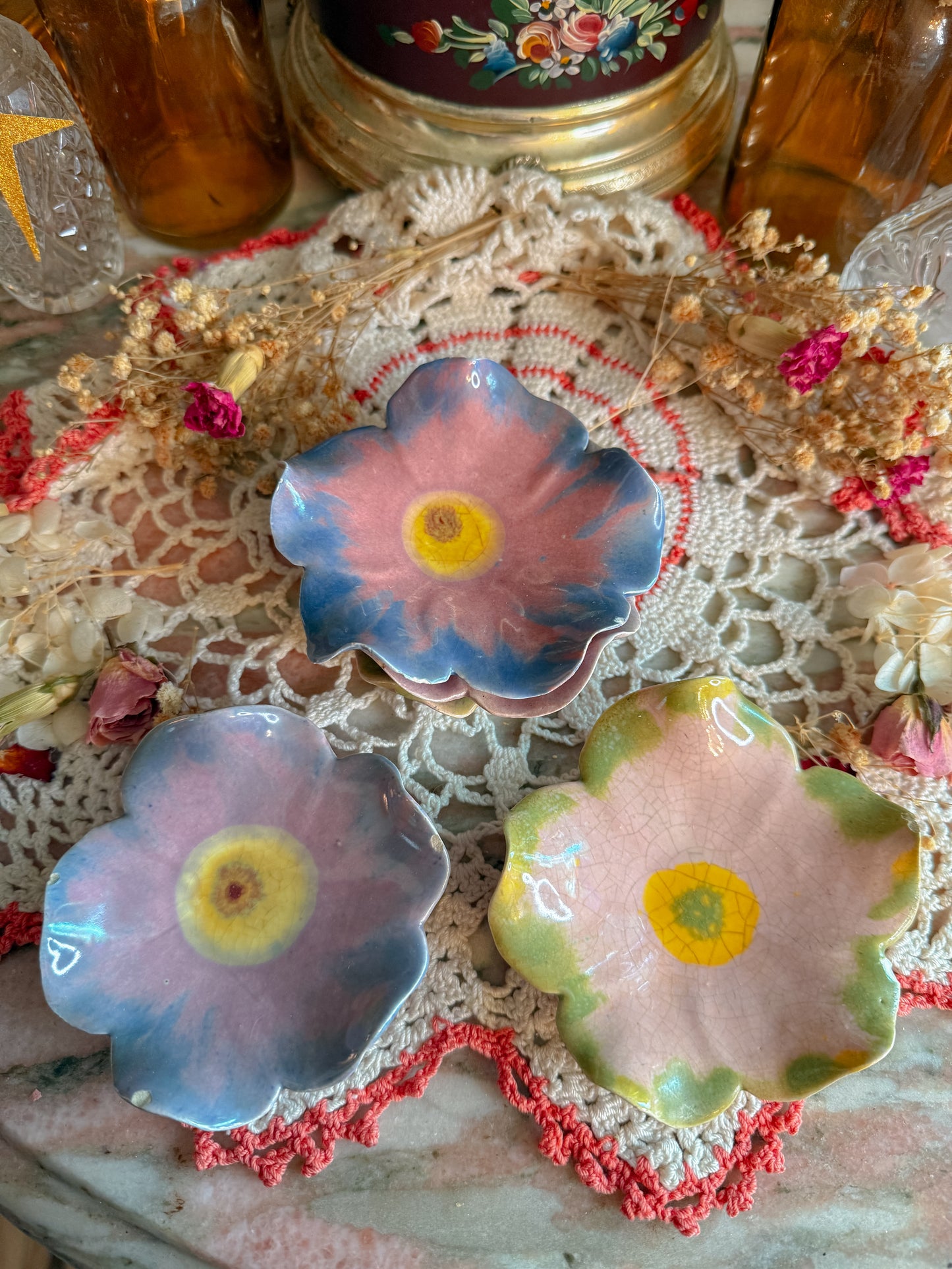 Floral pottery stacked ashtrays✨