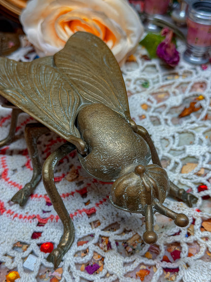 Solid brass fly ashtray🕷️