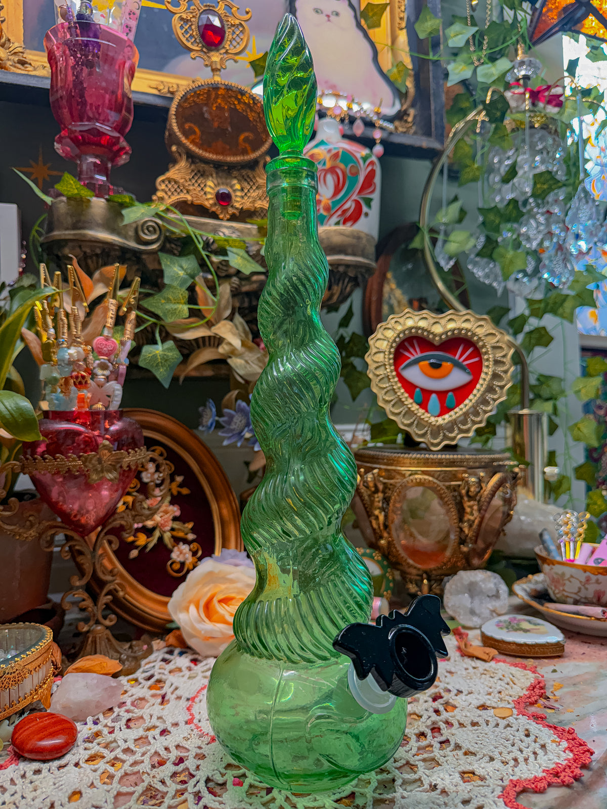 16.5 inch snake bong🕷️