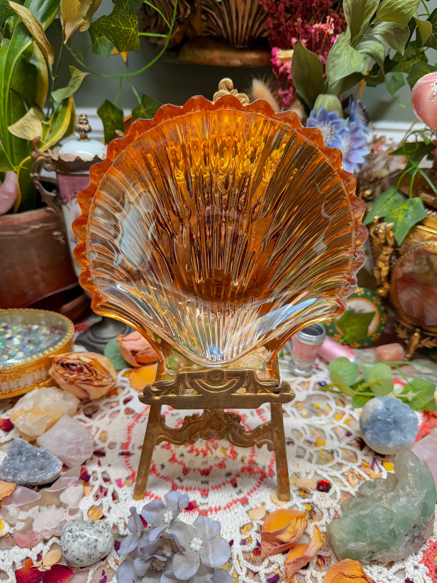Carnival glass seashell ashtray✨