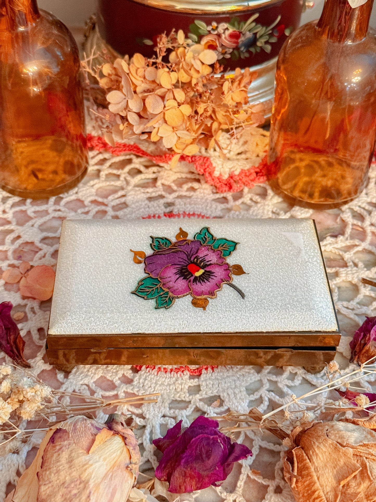 Genuine cigarette box✨