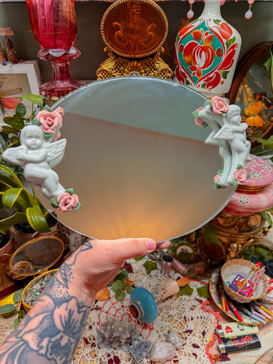 3D cherub with florals tray✨
