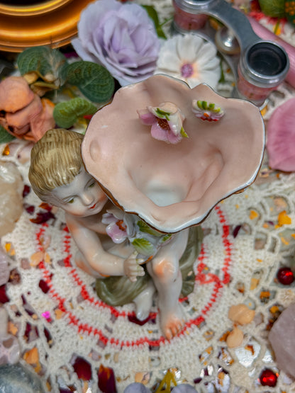 Ucago cherub ashtray✨