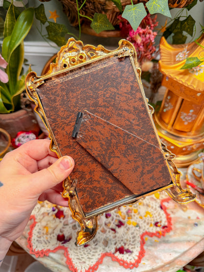 Metal gilded standing mirror✨