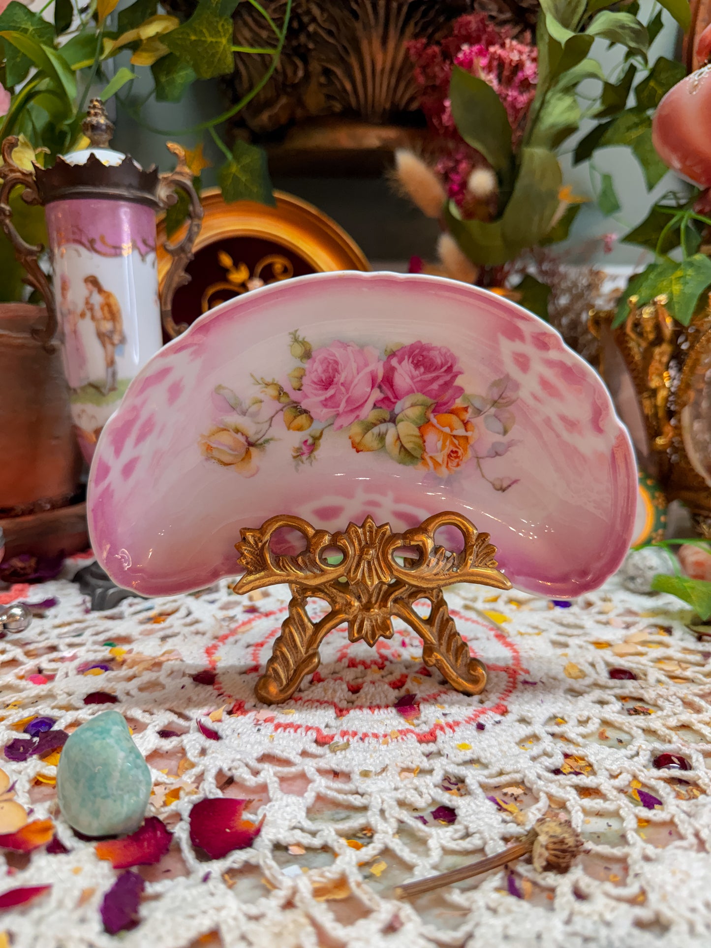German lusterware crescent ashtray✨