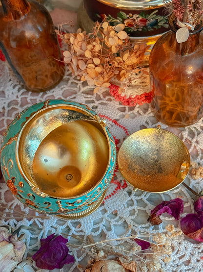 Floral globe ashtray m✨