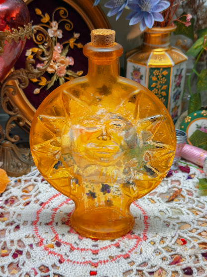Vintage sun with painted flowers (not a bong)✨