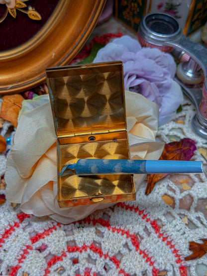 Pocket ashtray with MOP And embroidery/ rhinestones✨