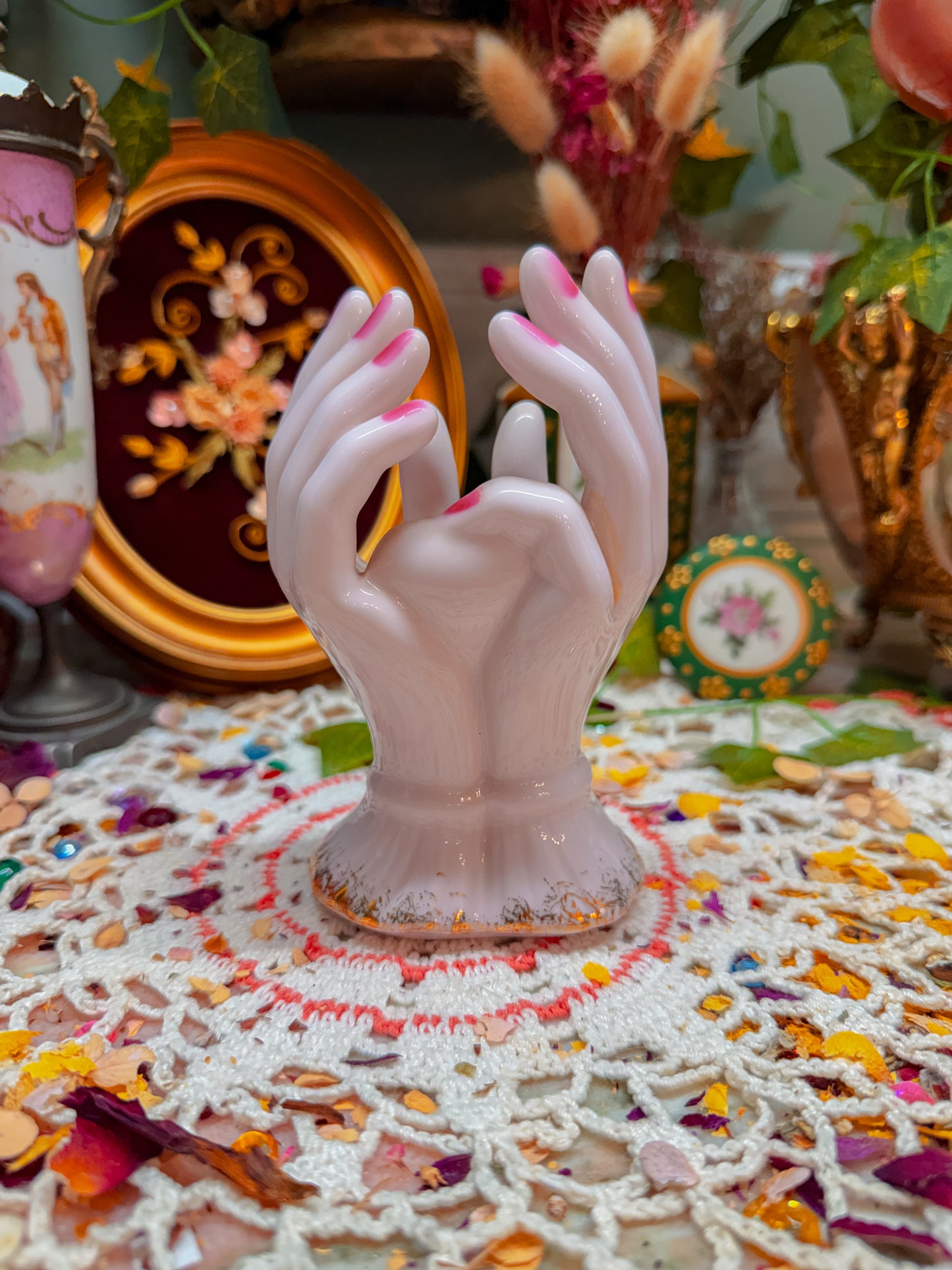 Lefton hand ashtray✨