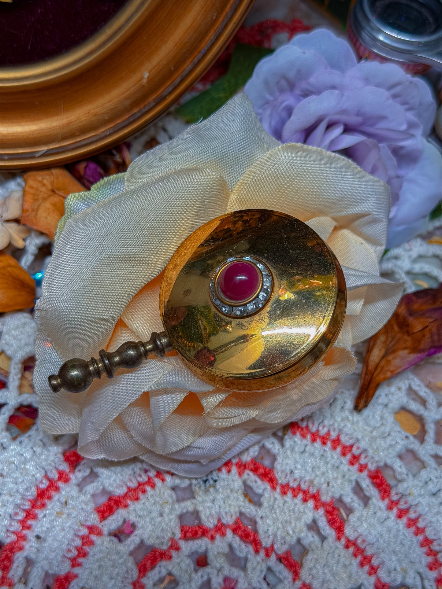 Silent butler Pocket ashtray with red gem and rhinestones✨