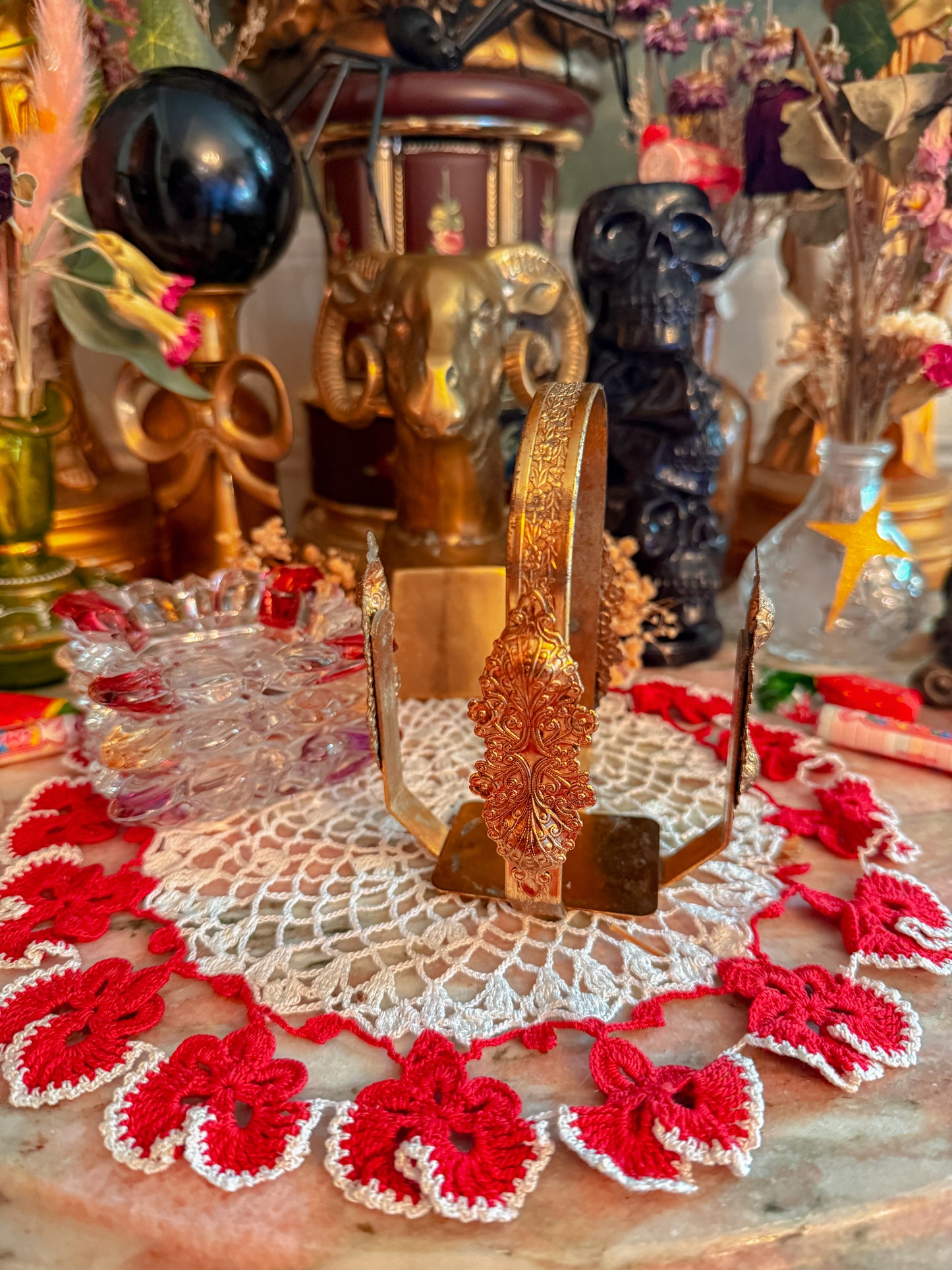Gilted metal stacked ashtray set✨