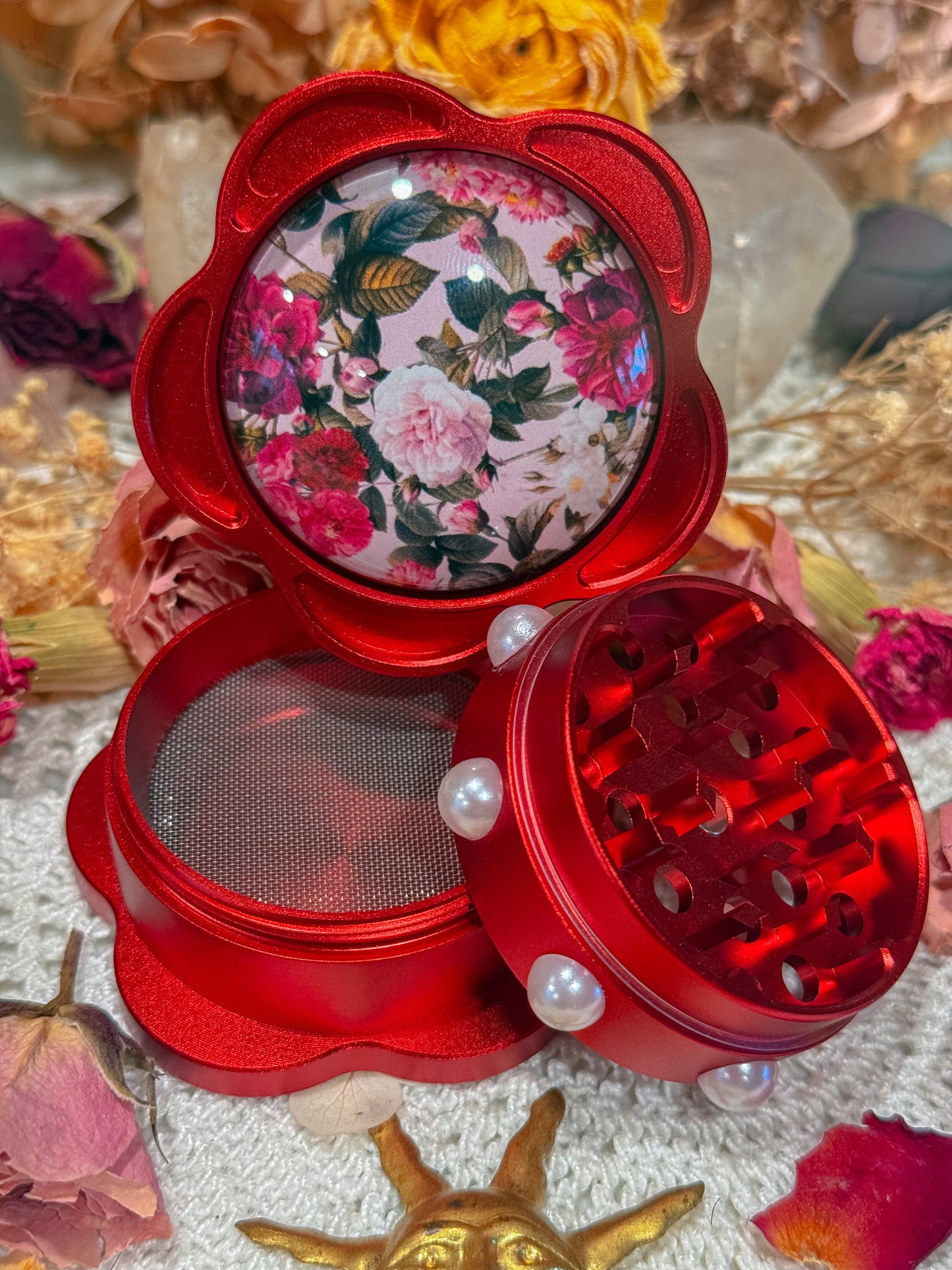 CA floral and pearls grinder✨