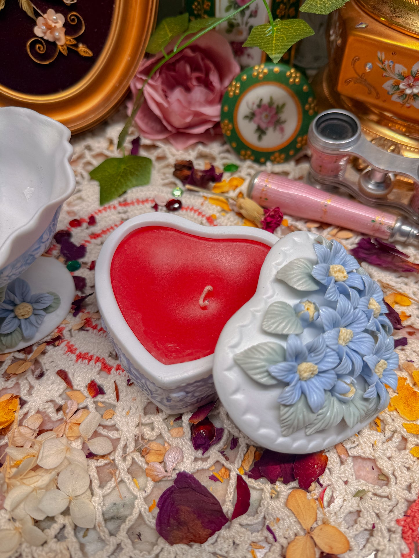 Stash/candle/ashtray floral set✨