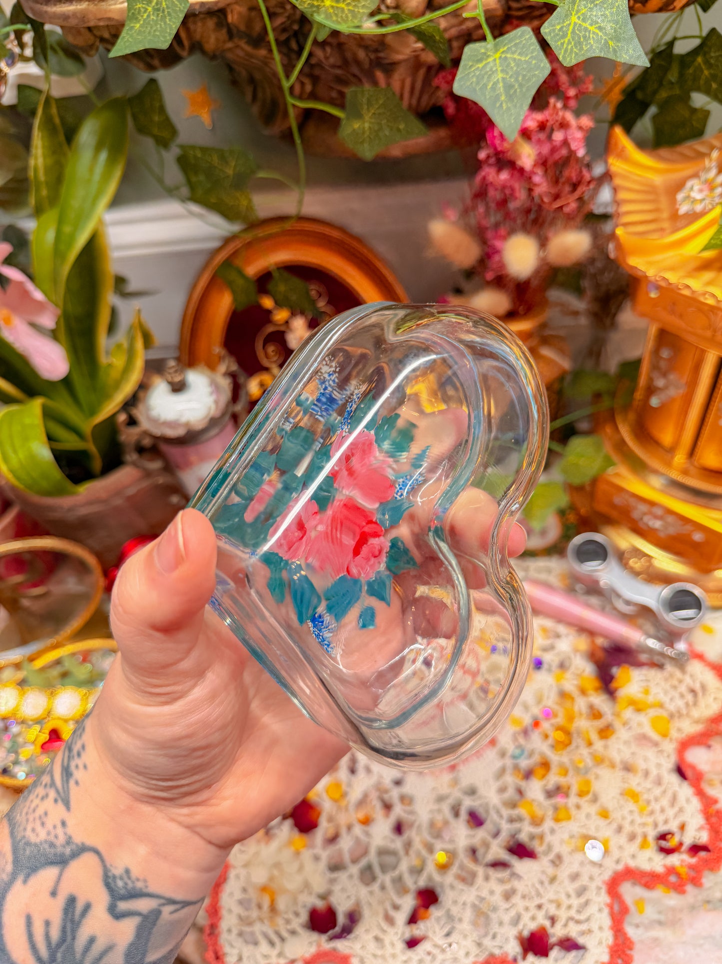 Hand painted heart stash✨