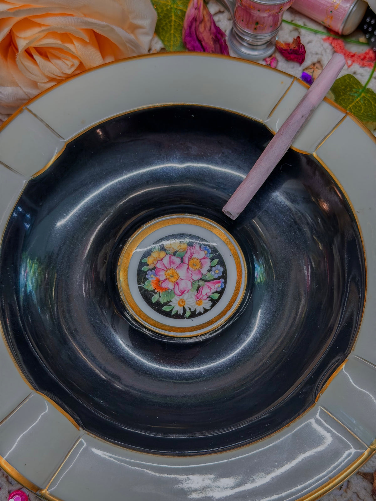 German floral Ashtray✨