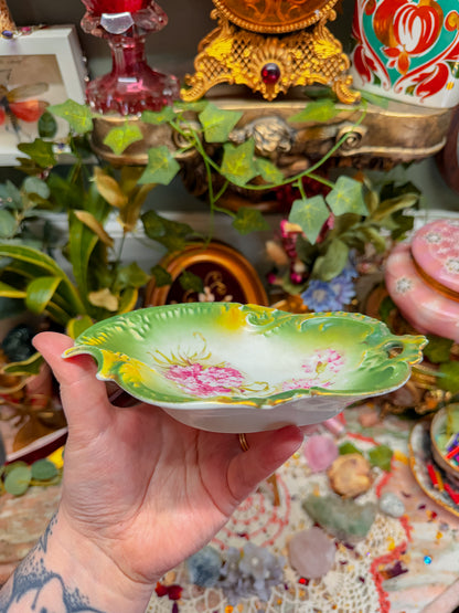 Floral ashtray✨
