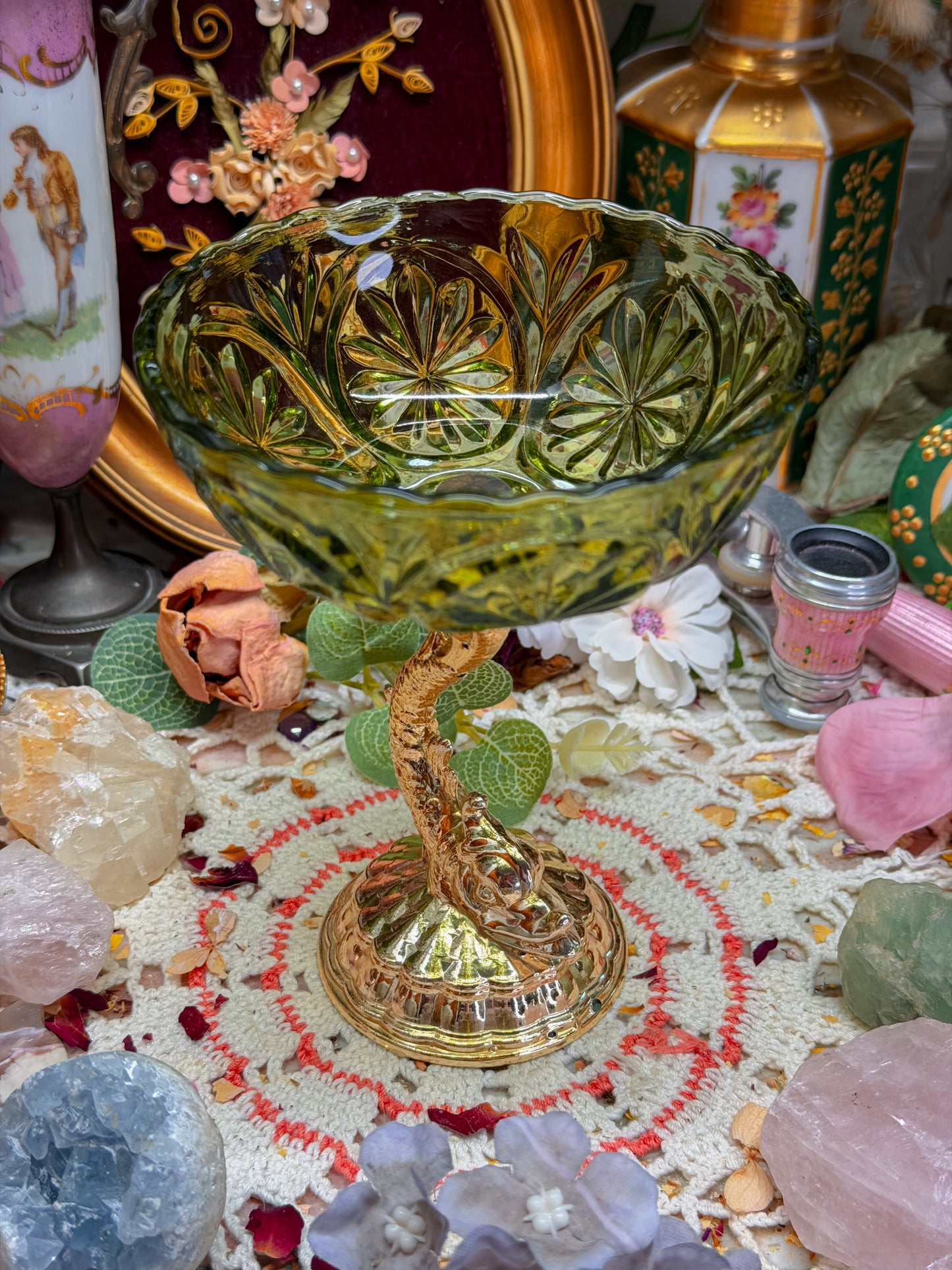 Cut glass pedestal ashtray✨
