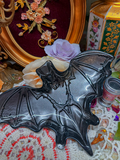 Glass bat ashtray🕷️