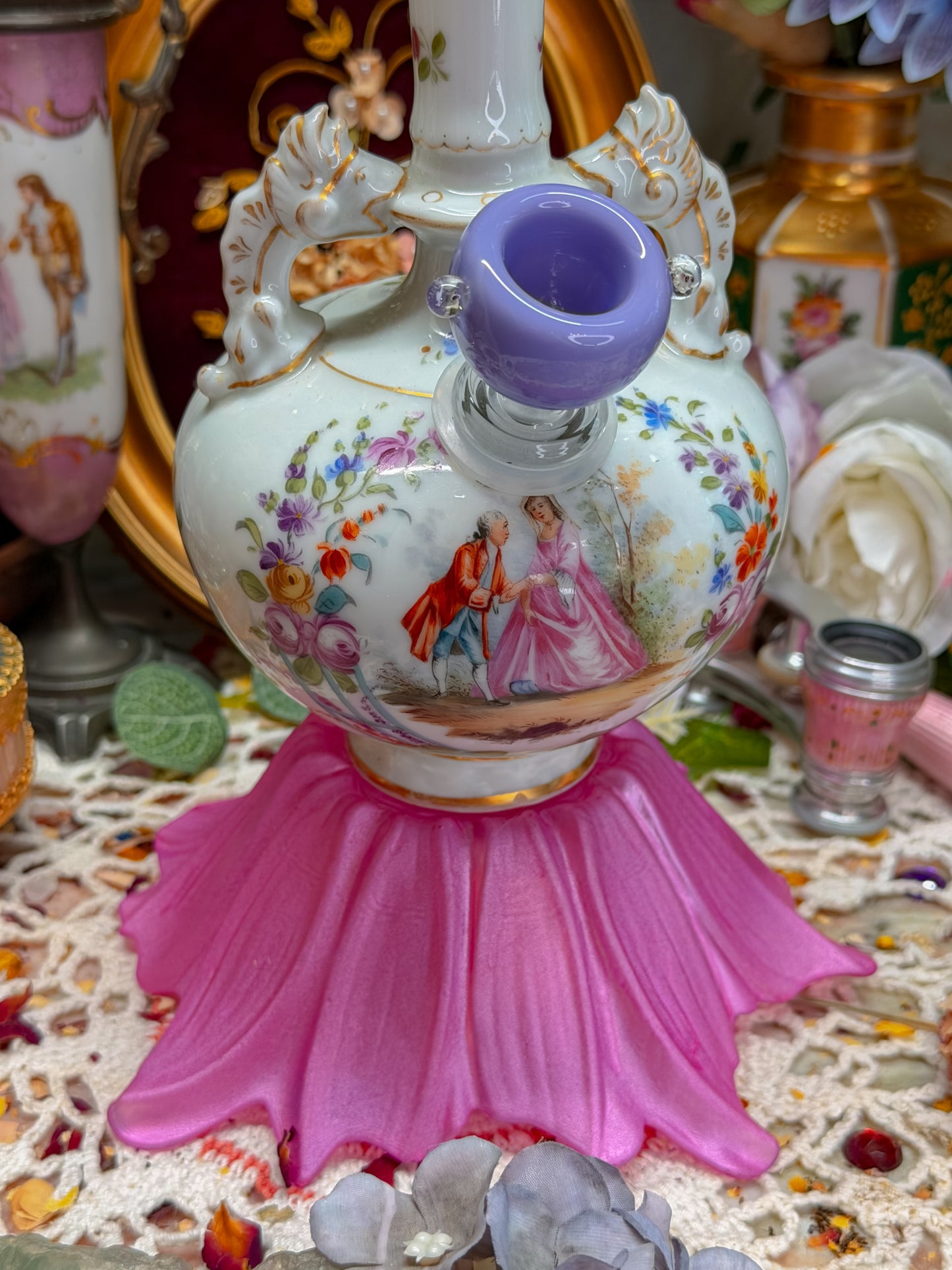 Dresden Royal floral with stand✨