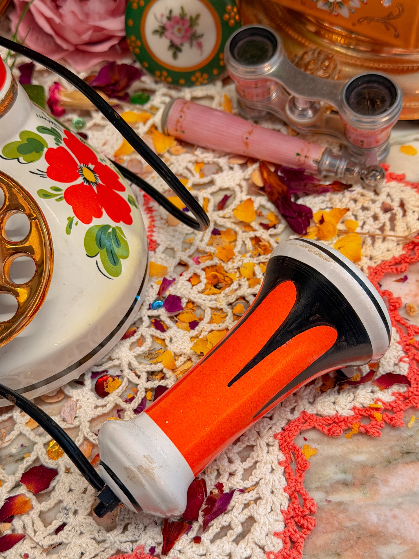 70s groovy telephone✨