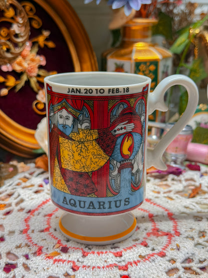Vintage Aquarius mug✨