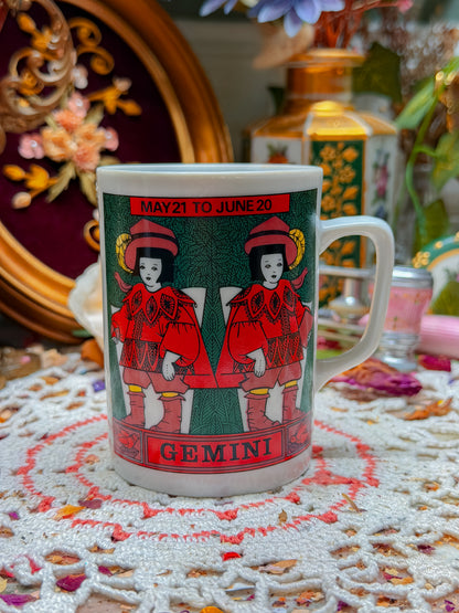Vintage Gemini mug✨