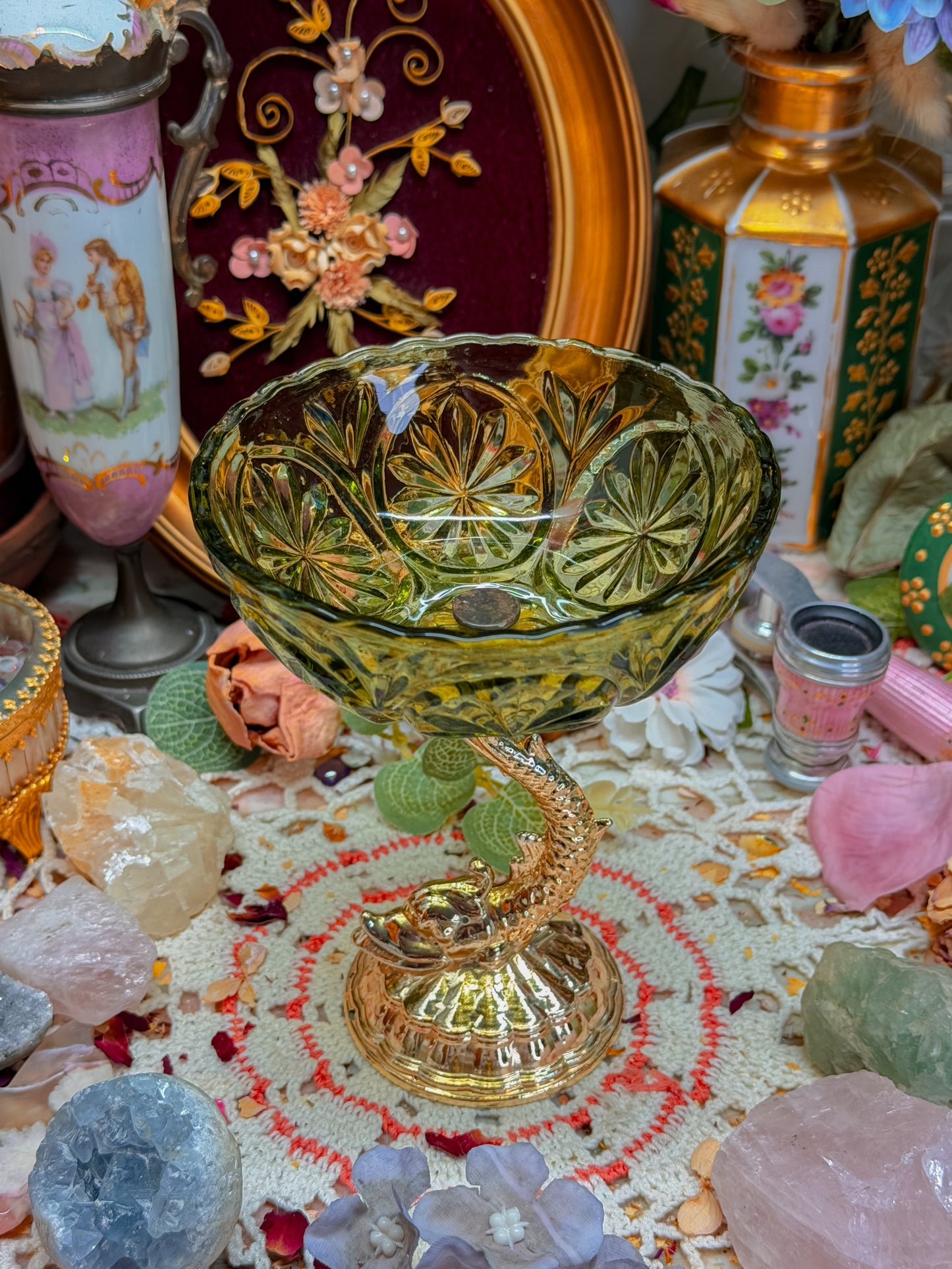 Cut glass pedestal ashtray✨