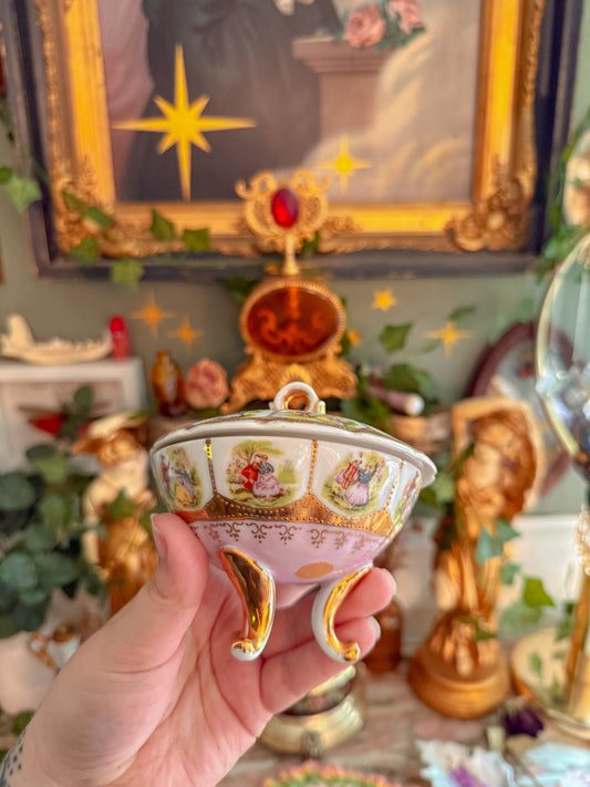 Victorian couple stash✨