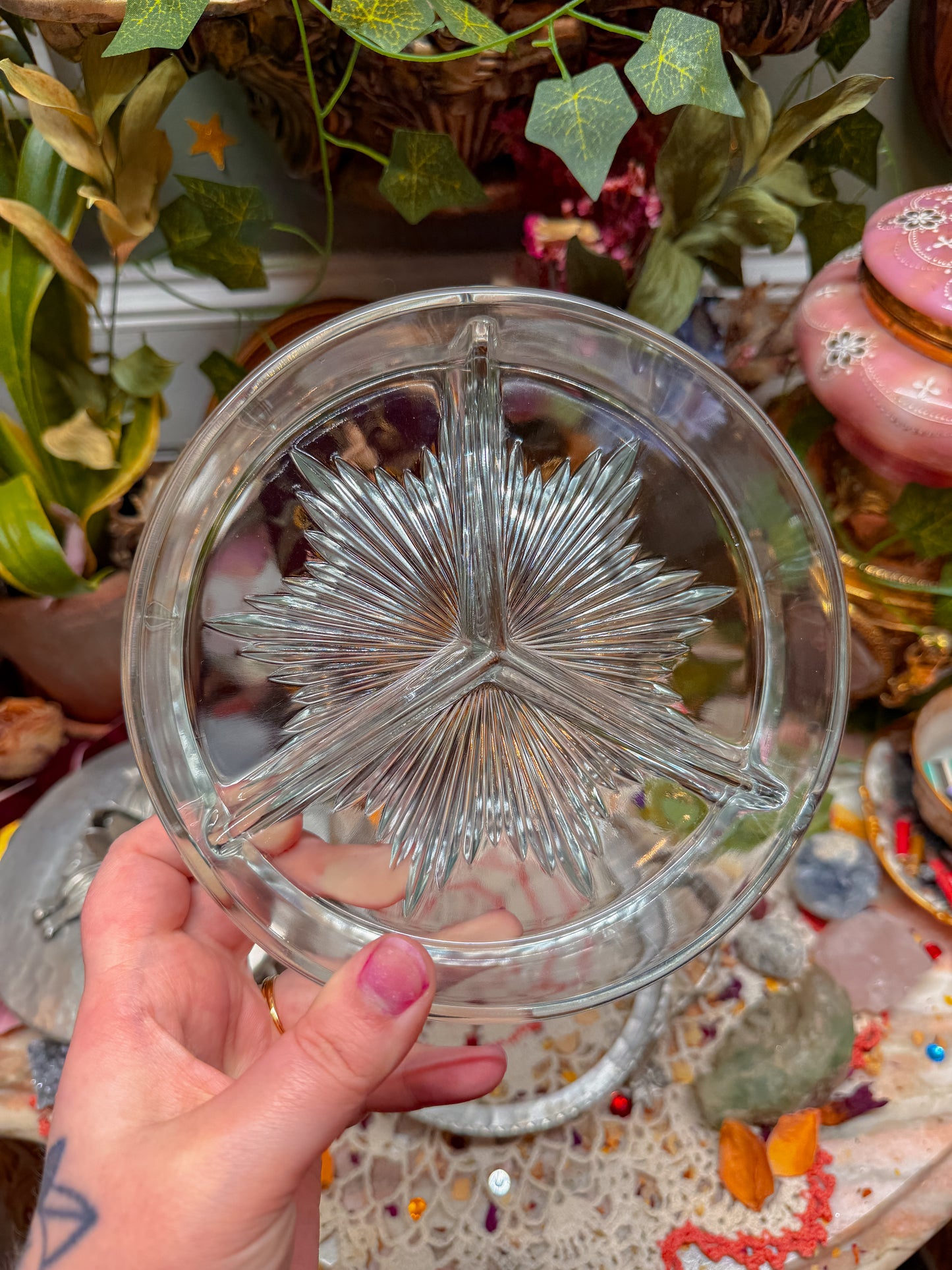 Hammered metal stash✨