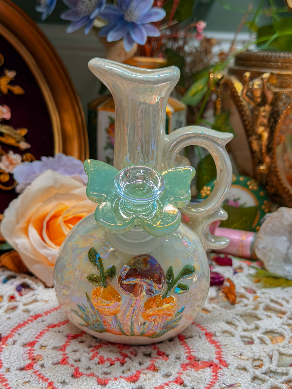 Iridescent Arnel 70s mushroom bong✨