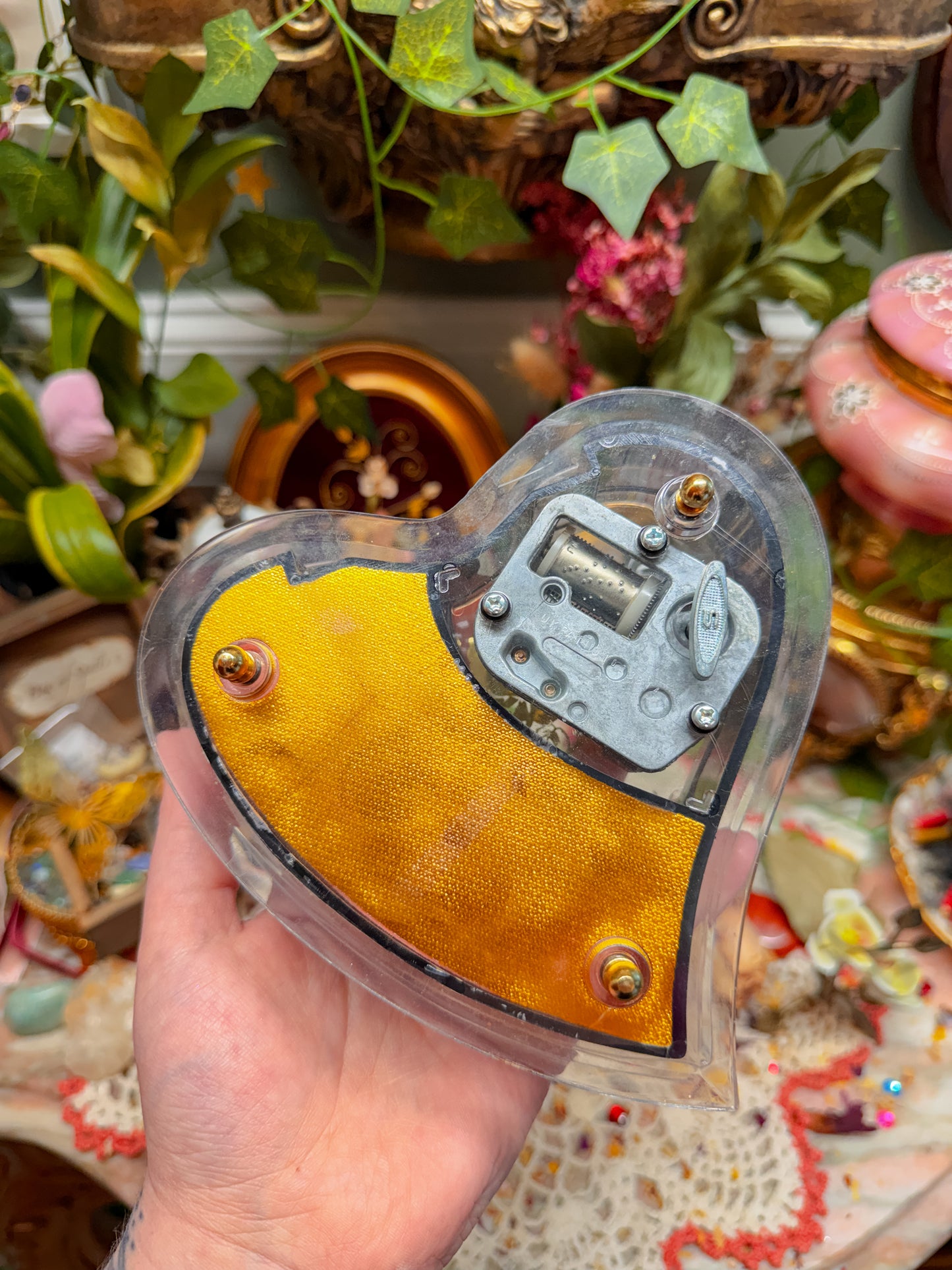 Heart shaped stash with music box✨