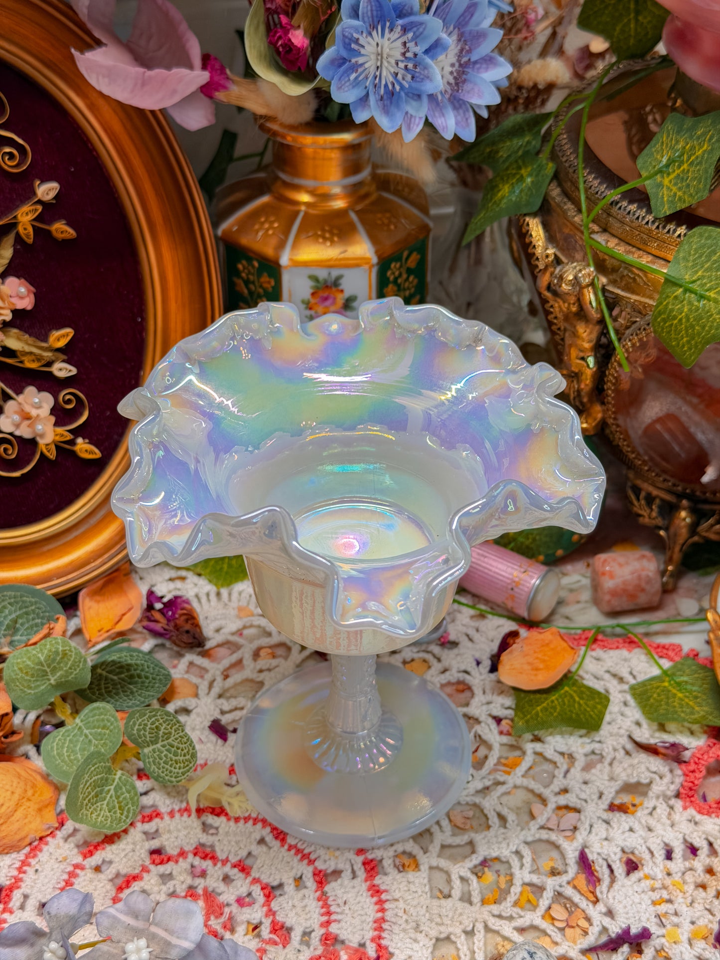Fenton ruffled iridescent pedestal glass ashtray/dish✨