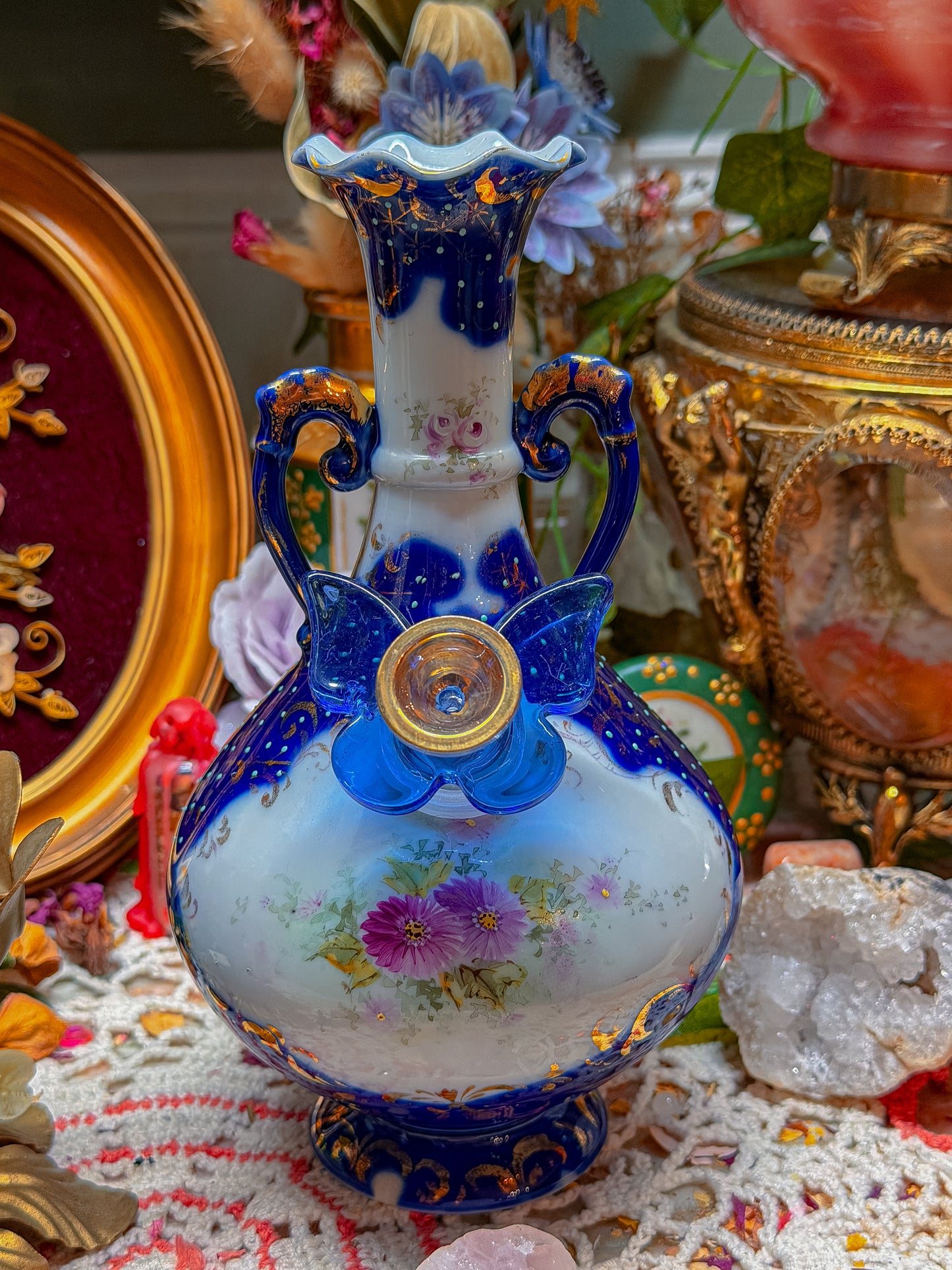 Nippon with stand and cherub✨