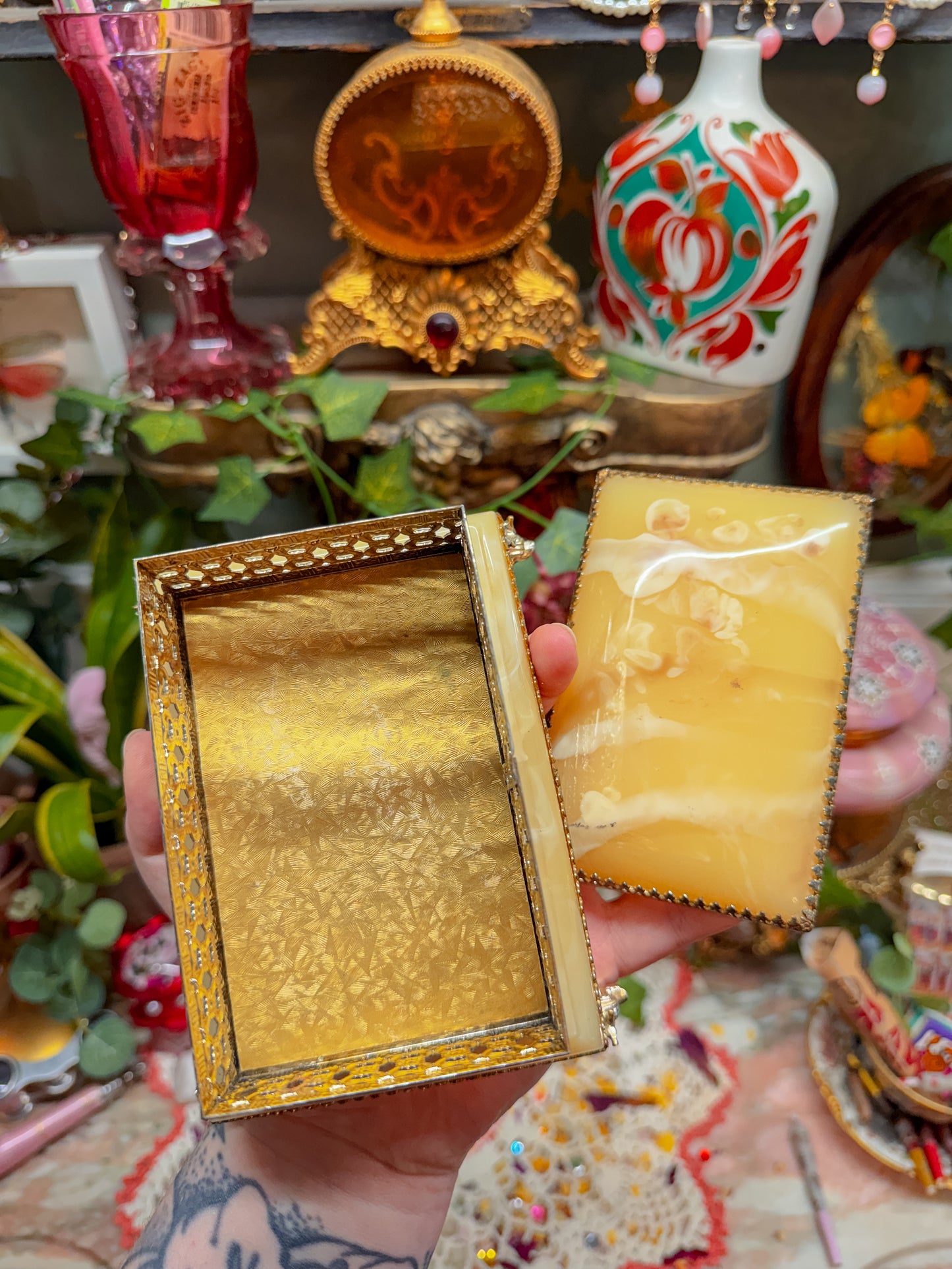 Italian Alabaster jewelry box✨
