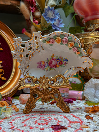 3D floral Capodimonte ashtray✨