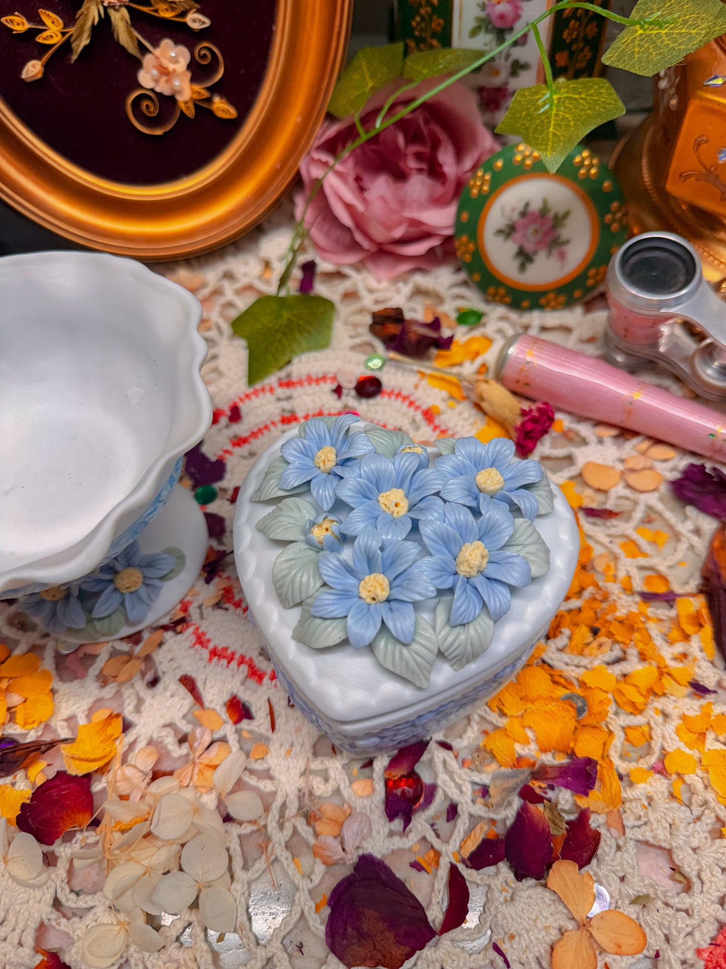 Stash/candle/ashtray floral set✨