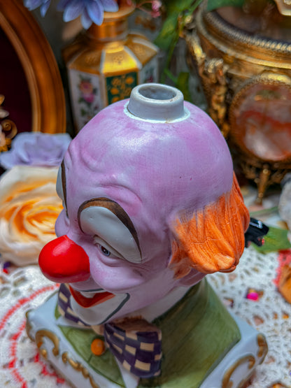 Clown bong with witch hat🕷️