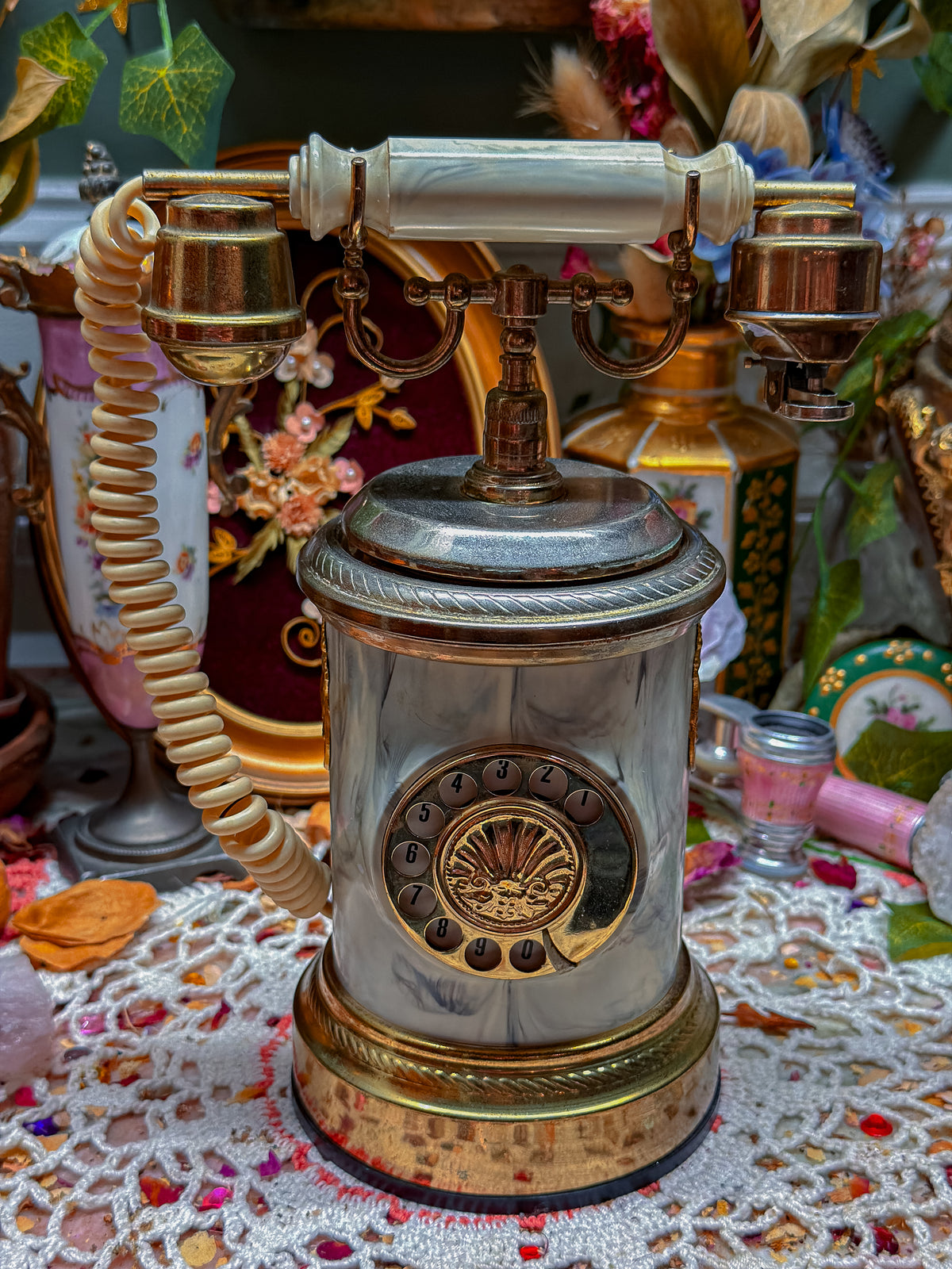 Telephone cigarette dispenser/lighter/music box (RARE)✨