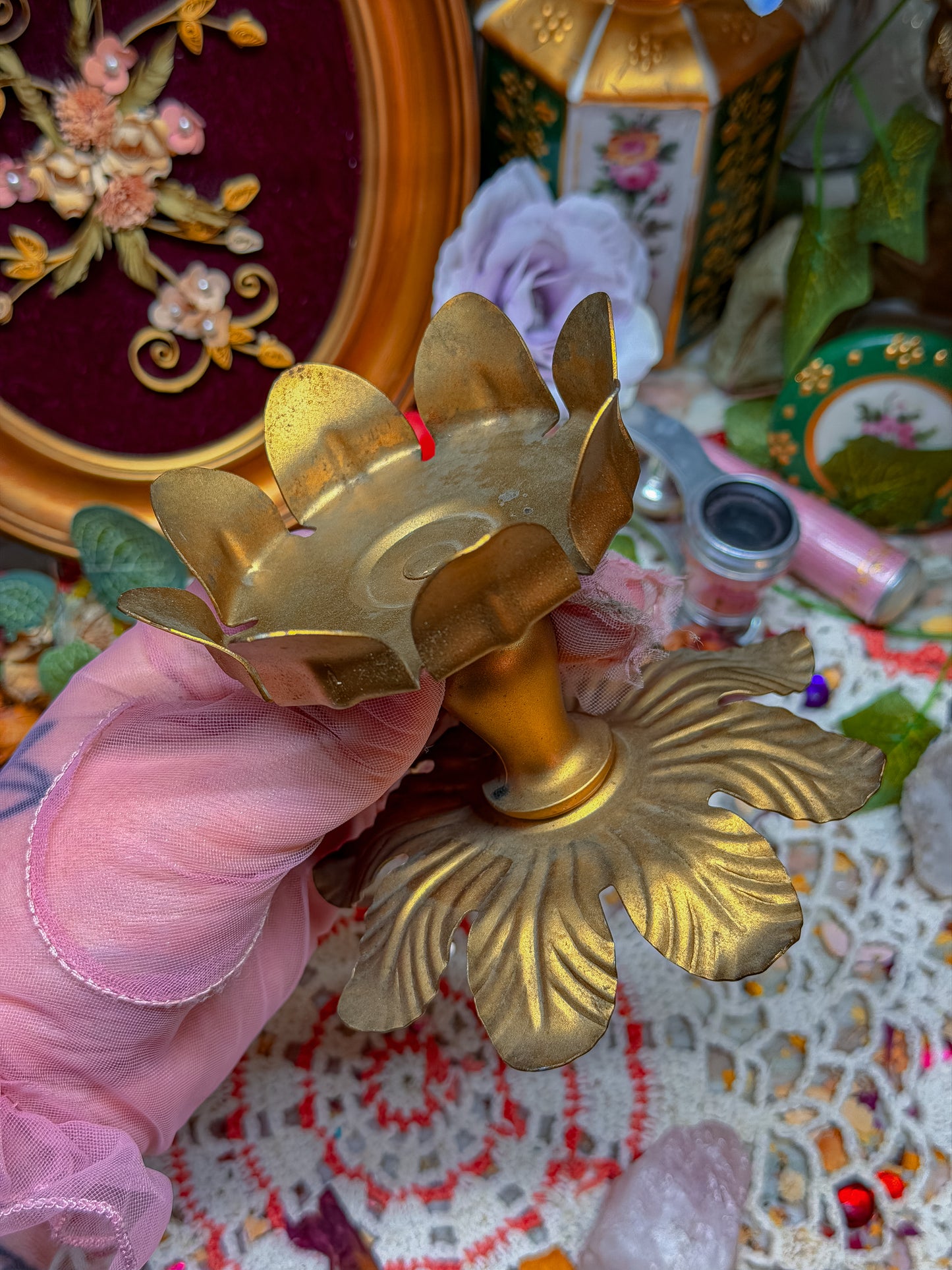 Nippon with stand and cherub✨