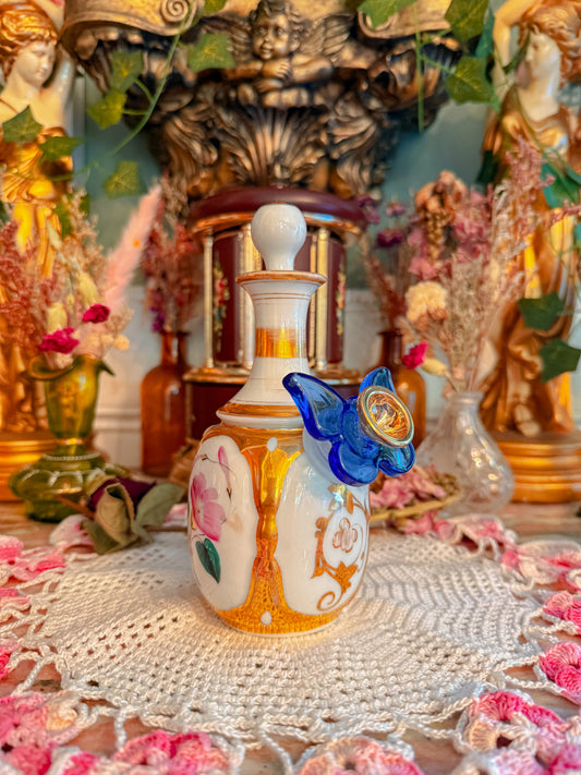 Milk glass floral✨